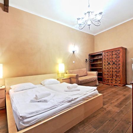 Rose Antique Apartment Prága Kültér fotó
